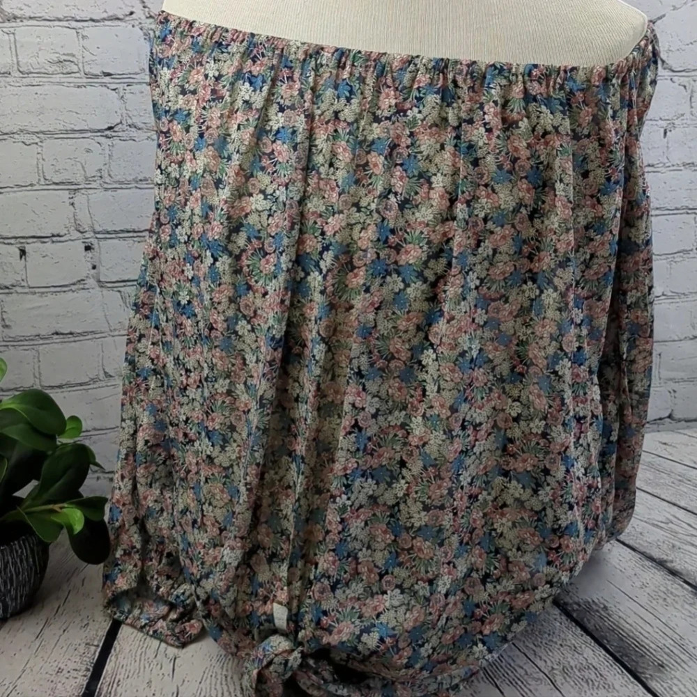 Drop shoulders elastic, cutout sleeve design, tie front floral blouse, L, sexy